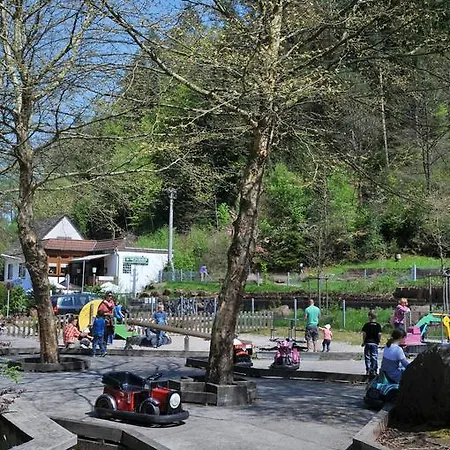 Landgasthof Am Teufelstisch ゲストハウス 3*