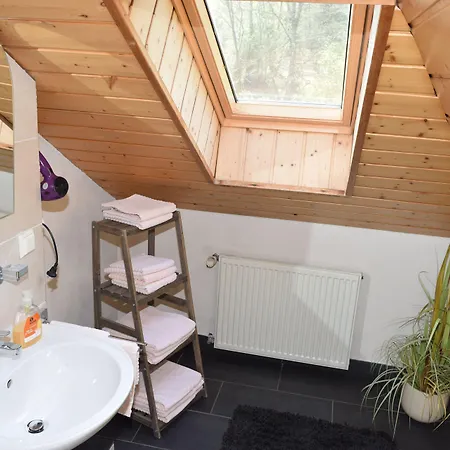 Landgasthof Am Teufelstisch ゲストハウス Hinterweidenthal