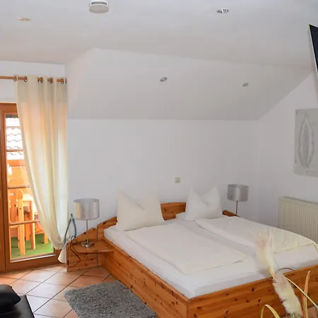 Landgasthof Am Teufelstisch ゲストハウス 3*