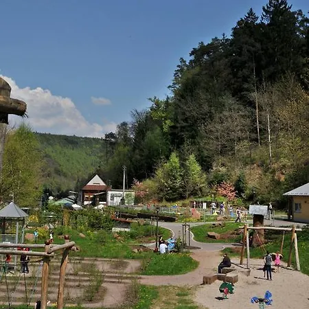 Guest house Landgasthof Am Teufelstisch Hinterweidenthal